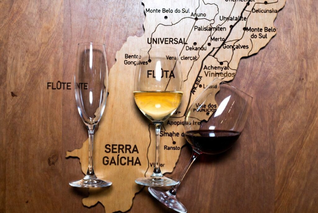 mapa_viniculas_denominacao-1024x687 Vale dos Vinhedos 3 Dias: O Roteiro Definitivo para Visitar as Melhores Vinícolas