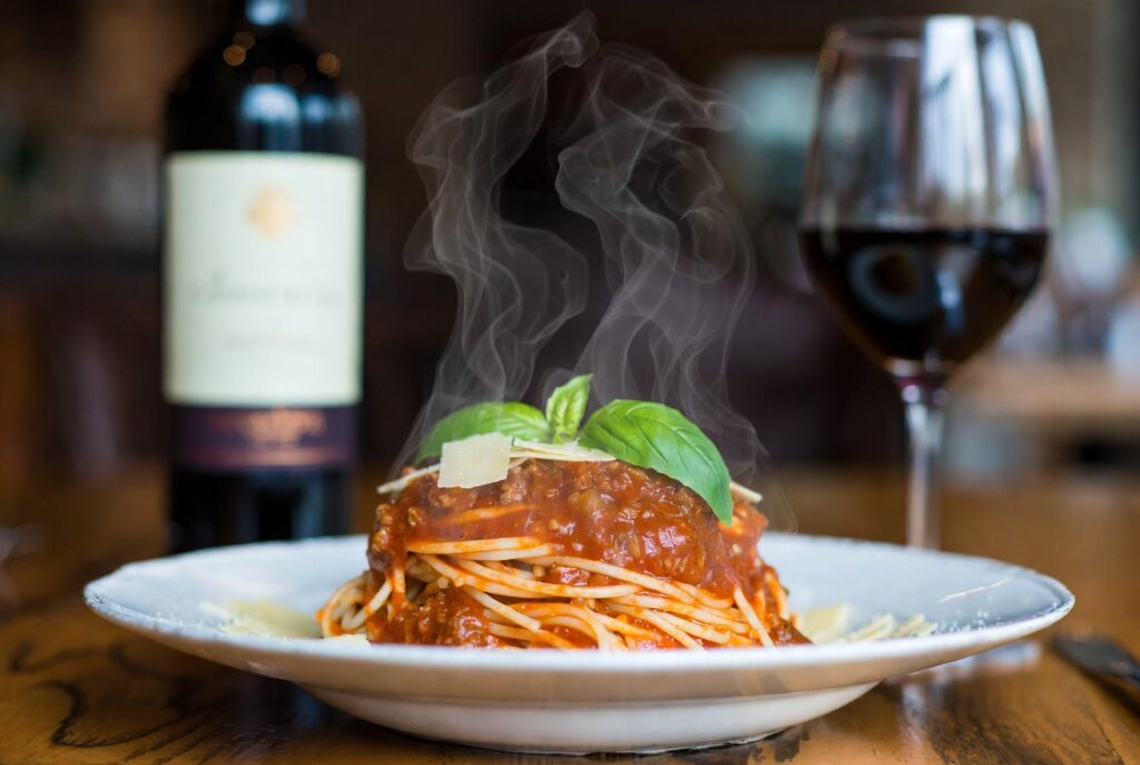  Guia de Harmonização de Vinhos: Aprenda as Regras de Ouro para Combinar Comida e Bebida