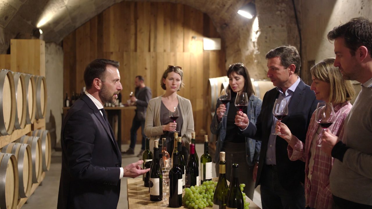 degustacao-vinhos Enoturismo no Brasil: roteiros vinícolas e experiências